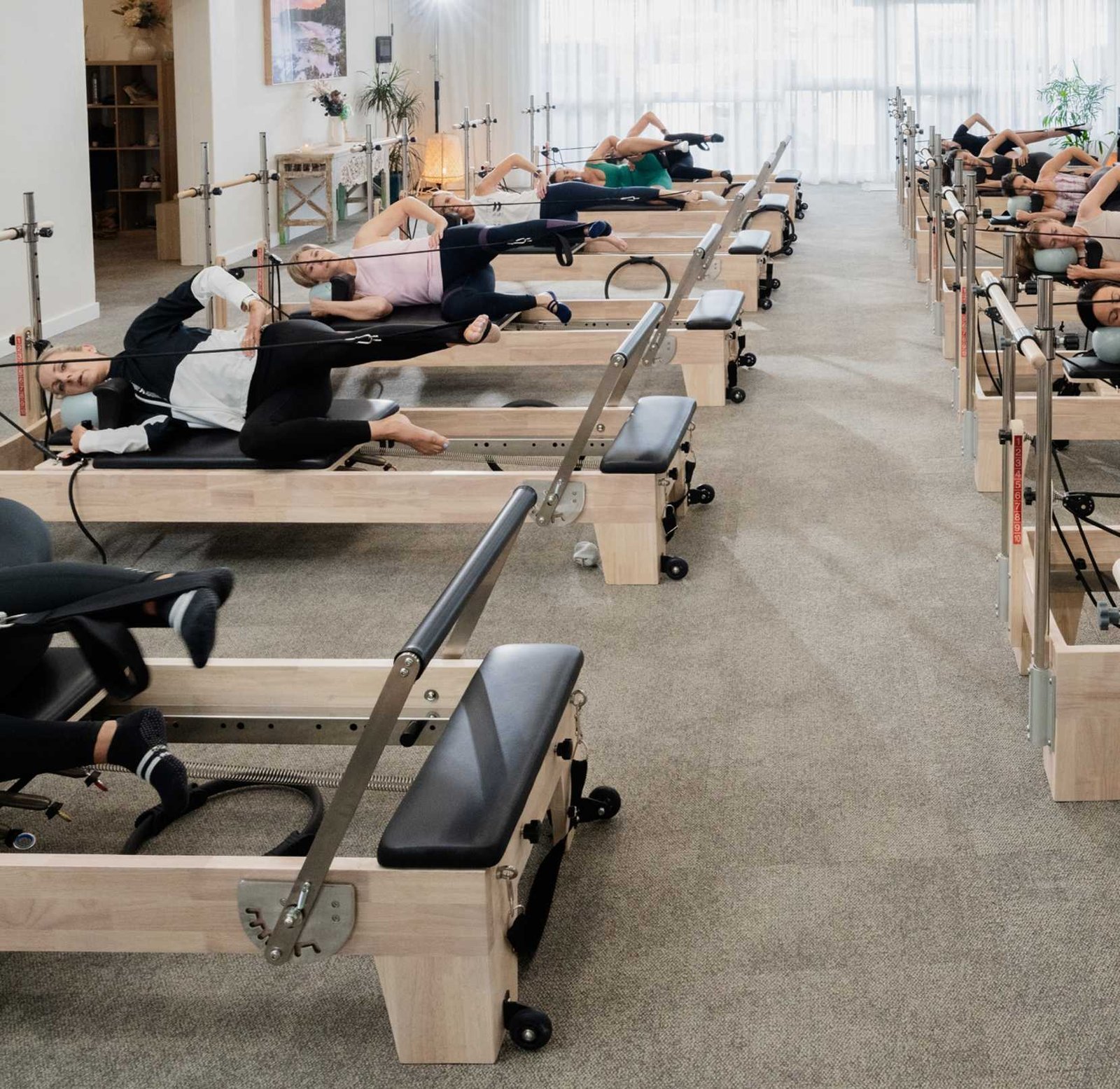 compressed_2150692183